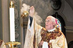 Bishop William K. Weigand of Sacramento retires