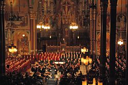 Mormon Tabernacle Choir celebrates centennial