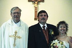 Cupid's arrow strikes Utah Catholics online