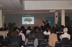 'Cerebro humano, una computadora extraordinaria pero, �sabes programarlo?'