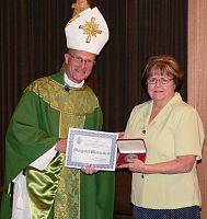 Catholic woman recognized for ministry to the military