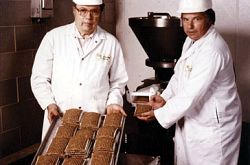 Now celebrating 90 years, Colosimo's is named 'Best Sausage Shop' for 2013