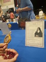 Hundreds of the faithful visit relic exhibition