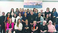 DCCW honra a la Mujer del A�o 
