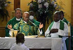 Aniversario de plata de ordenaci&oacute;n sacerdotal del padre Rowland Nwokocha 
