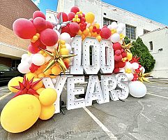 La preparatoria Cat&oacute;lica Judge Memorial celebra su 100avo aniversario