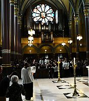 Obispo Solis el Rito de Elecci&oacute;n de Catec&uacute;menos y el Llamado a la Conversi&oacute;n Continua
