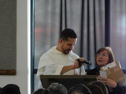 Cientos se re&uacute;nen para el Retiro Diocesano de Cuaresma 