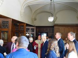 Misa �Roja��Todos estamos llamados a ser hacedores de Paz�