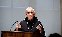 At convocation, priests focus on Eucharistic Rites