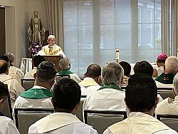 Durante la convocaci&oacute;n los sacerdotes se enfocan en la Eucarist&iacute;a 

