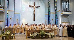 Misa celebra el establecimiento de la Arquidi&oacute;cesis de Las Vegas
