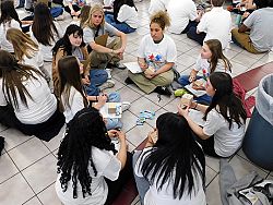 Estudiantes de escuelas secundarias Cat&oacute;licas  de Utah celebran retiro