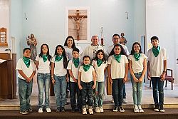 Parroquia de St. Henry y misi&oacute;n de Santa Ana estrenan nuevo coro de ni�os 
