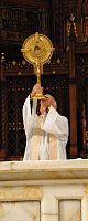 Parishes respond to Bishop Solis�s request to increase Eucharistic Adoration