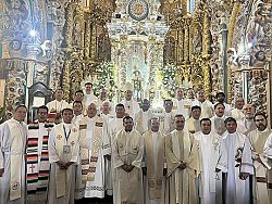 Priests accompany Bishop Solis on pilgrimage to the Basilica of Our Lady of Guadalupe
