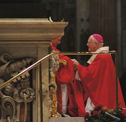 Former Salt Lake City bishop receives pallium