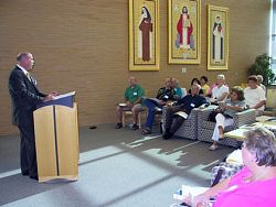 Formation program trains lay ministers to serve