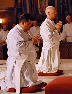 Fathers Manuel Cer&oacute;n and Jos&eacute; Rausseo ordained May 31