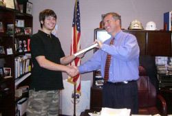 College student develops international internship