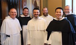 Dominican novices taste life in Newman Center Paris