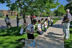 Crossroads pro-life walkers pray for the unborn