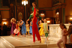 Choristers and dancers close Madeleine Festival