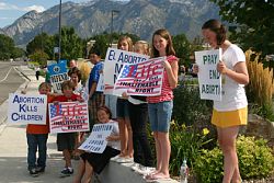 Local Pro-Life Chain urges end to abortion