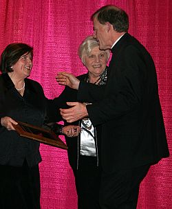 Maria-Cruz Gray recognized 