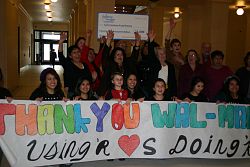 Catholic food banks receive grant from Walmart