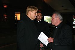 Priests discuss pastoral care for addictions