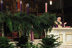 New Roman Missal changes go smoothly in diocese