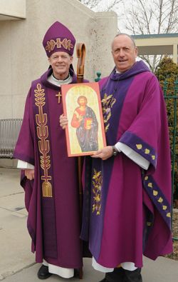 Father Norman presented with Christ the Teacher award