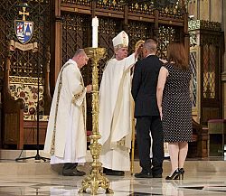 Bishop Wester celebrates adult confirmations
