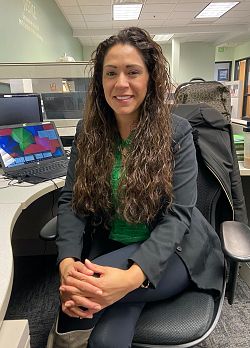 Servidora de los ministerios de la Santa Cruz es reconocida por su servicio comunitario