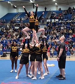 Bulldogs Cheer Squad Heads to Nationals