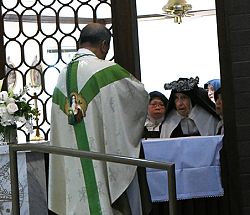 Carmelitas celebran 70 a�os en Utah  