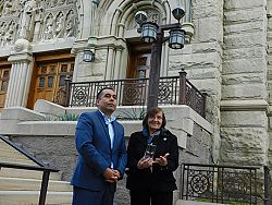 Mar&iacute;a Cruz Gray un &aacute;ngel en la comunidad