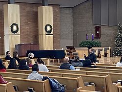 Tarde de Adviento con oraci&oacute;n y Reflexi&oacute;n diocesana, ayuda a personas a entrar al Adviento