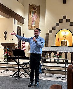 St. Mary Parish hosts Ivan D&iacute;az