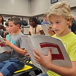 Choir school offers free choir to elementary students