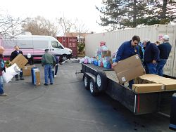 Consejo de los Caballeros de Col&oacute;n de Utah donan bienes para Pro-Life Utah  