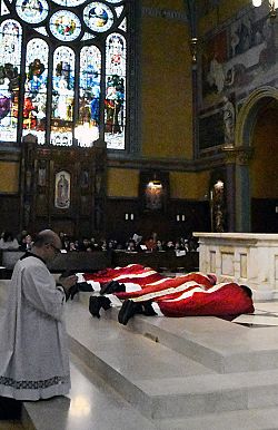 Semana Santa en la Di&oacute;cesis de Salt Lake City / Viernes Santo