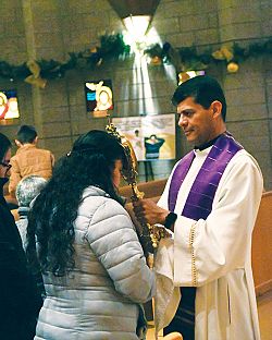 Rallies tienen como objetivo la construcciones de un lazo m&aacute;s fuerte con su la Cat&oacute;lica  ntre los j&oacute;venes